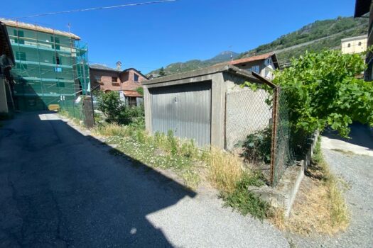Rustico in centro paese con possibilita’ di verde box