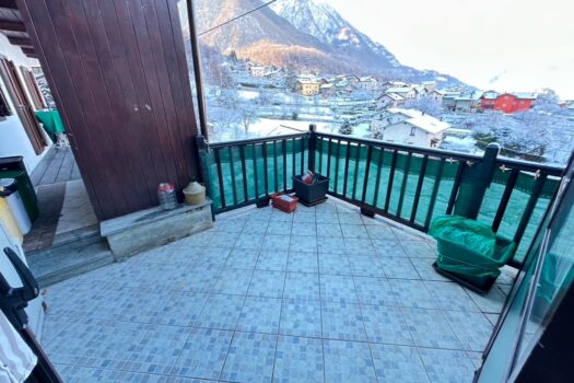 Ampio appartamento con vista