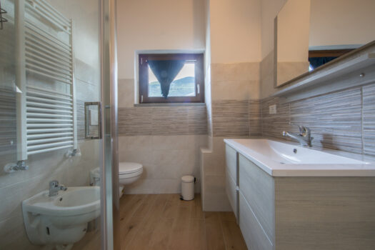 APPARTAMENTO COME NUOVO CON 2 CAMERE